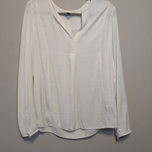 Banana Republic White Relaxed Buttoned Blouse